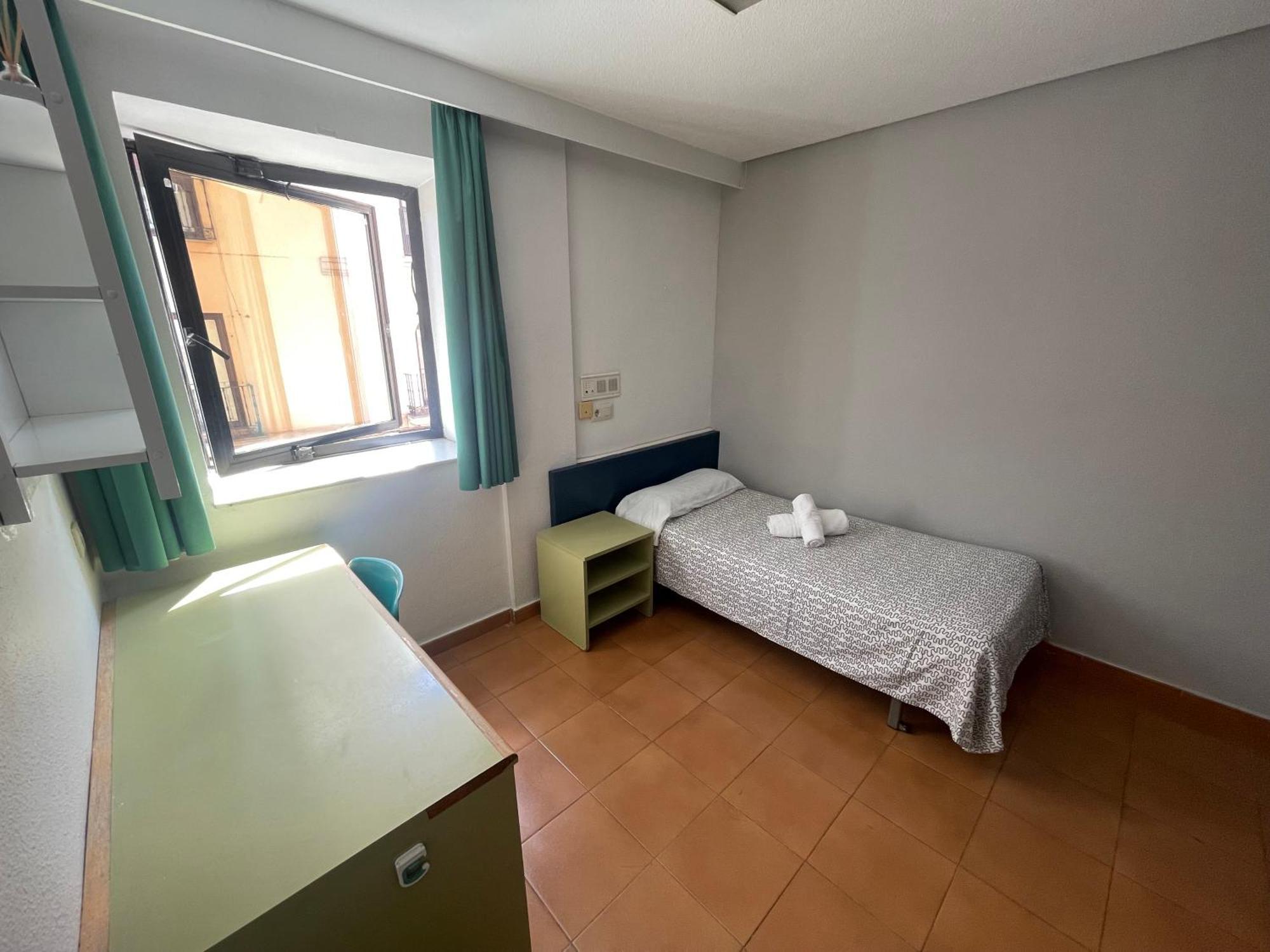 Residencia Universitaria Aula Rector Hostal
